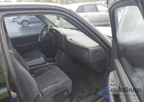 1999 Chevrolet Silverado C1500 from USA, damaged, VIN 2GCEC19T1X1169359